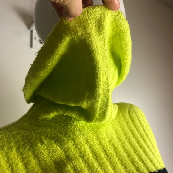 Express Colorful Mixed Stripes Turtleneck Sweater - Picture 5 of 8